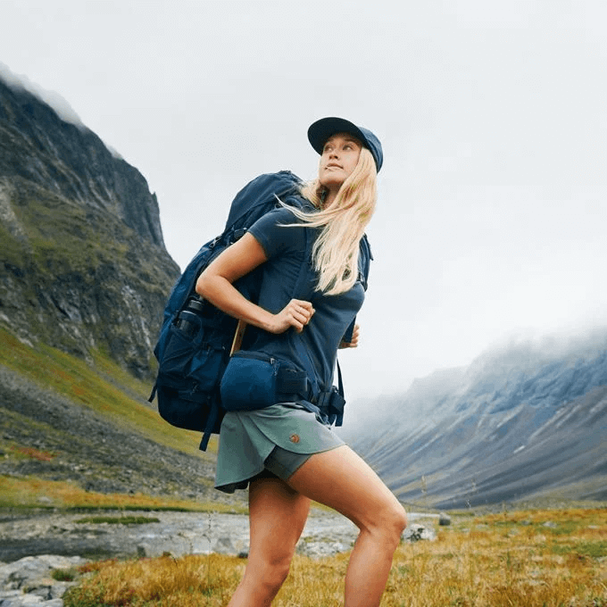 Fjallraven 小狐狸 短袖羊毛排汗衣 女 玄武岩灰 ABISKO WOOL SS W 84101